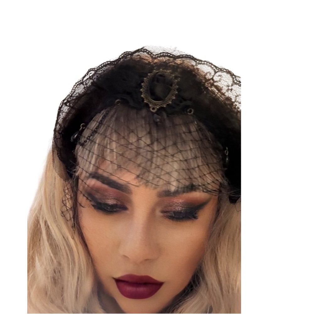 Gothic Nosferatu Black Lace Headband - Picture 3 of 5